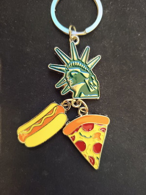 New York USA keychain like new