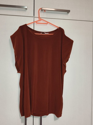 Toi&Moi terracotta blouse with shoulder pads, size S
