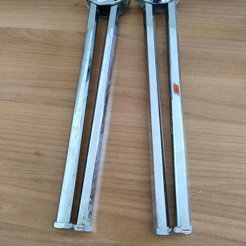 Set of 2 metal wall-mounted towel holders like new