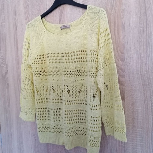 Pink woman sweater size S like new