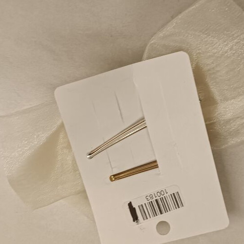 Hair Clips set of 2 new