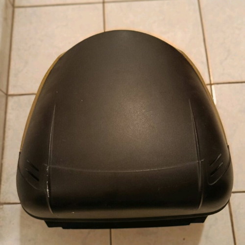 Shad motorcycle top case with lock, fits one helmet