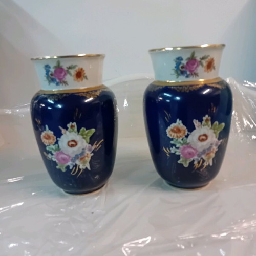 Porcelain vases Ionia Hellas used, pair