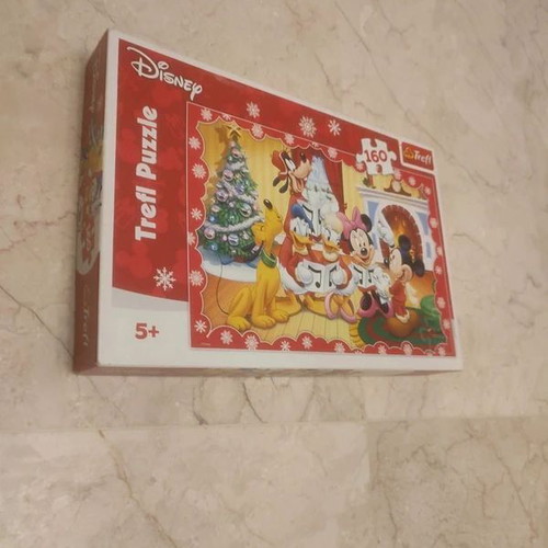 Disney Christmas Kids Puzzle 160 Pieces Trefl like new