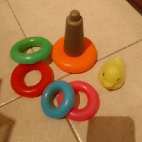 Plastic learning toy like new