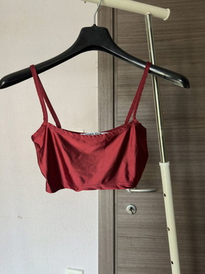 Judah Club Red Burgundy Crop Top new, size M