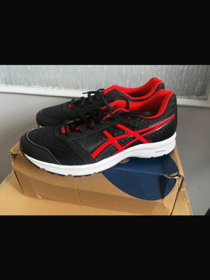 Asics Patriot 9 αθλητικά παπούτσια καινούργια μέγεθος 40,5 κόκκινα