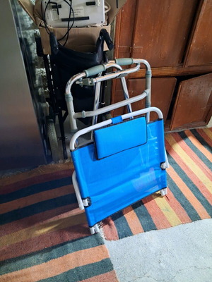 P-shaped aid used for walking and bed back support