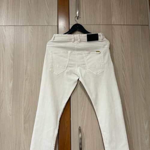 Staff men's white jeans medium like new