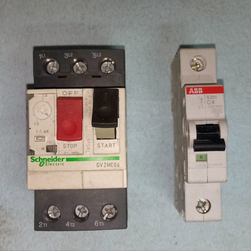 Thermomagnetic 1-1.6A with C4 fuse new