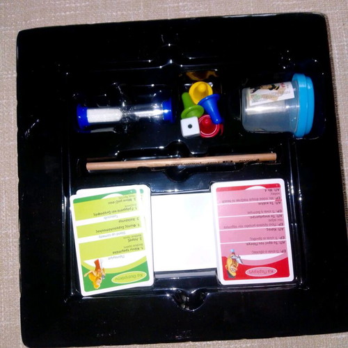 Total Mania Junior board game 12 in 1 like new