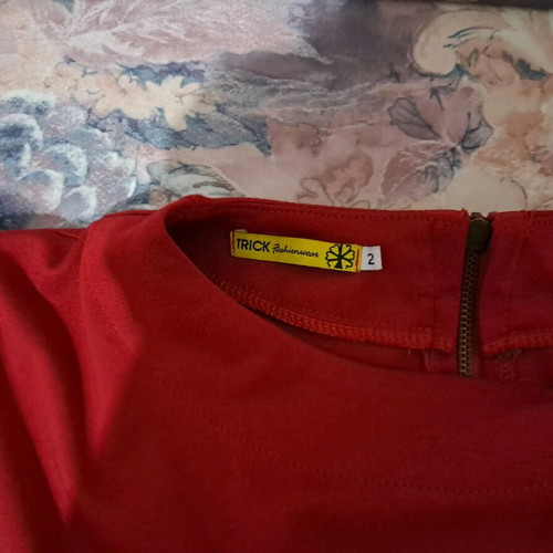 Blouse with zipper worn as jacket Trick No2 like new, red