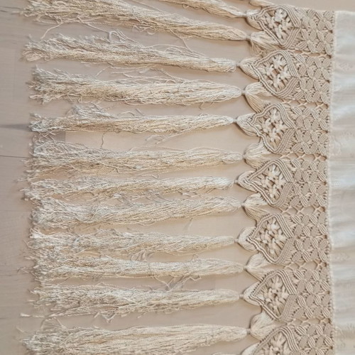 Table runners with macramé and handmade fringes, new, set of 2