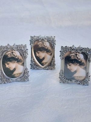 Art Nouveau miniature photo frames like new, set of 3 pieces