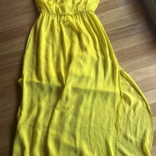 Stradivarius long yellow dress with lining medium like new