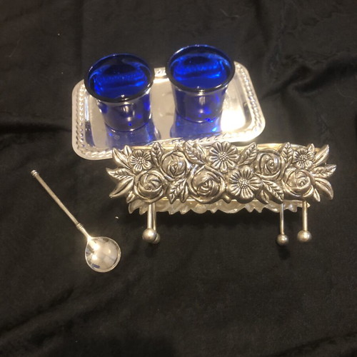 Vintage Art Nouveau salt and pepper set with cobalt blue glass, like new