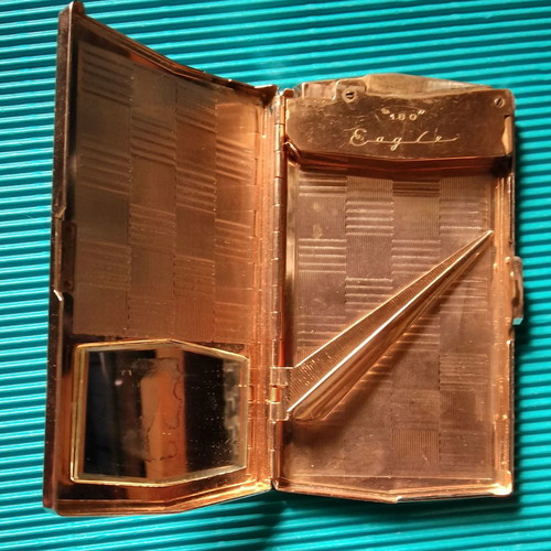 Eagle 1.80" tobacco case with lighter used with mirror