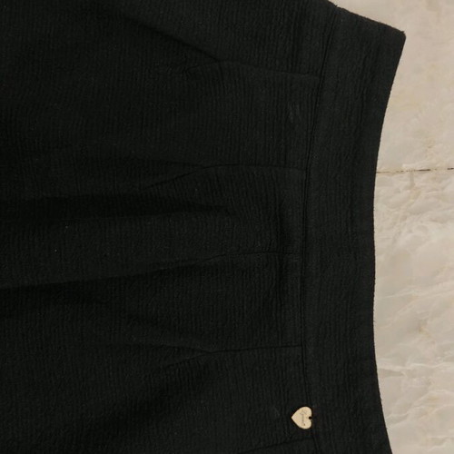 Lynne mini skirt black A-line like new
