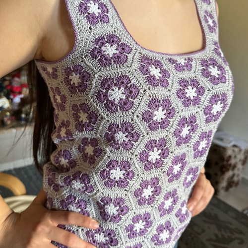 Handmade blouse with cotton yarn made to order, white and gray