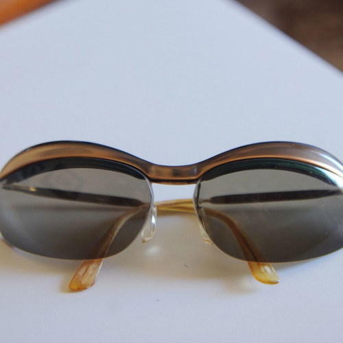 SOL-AMOR Vintage Sunglasses France 1960s Space Age Collectible