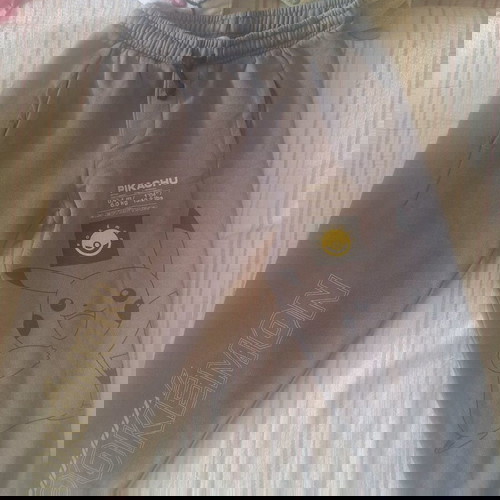 Σετάκι Pikachu Zara ολοκαίνουριο για αγοράκι 11-12 ετών, μαύρο και γκρι