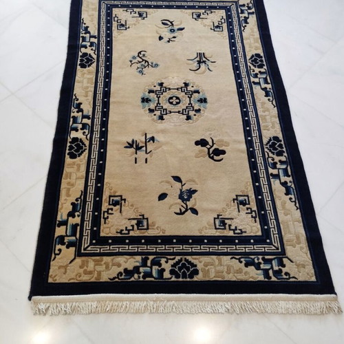 Wool rug Chinese style used with traditional patterns