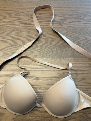 Sielei Beige Push Up Multifunctional Bra like new with removable pads
