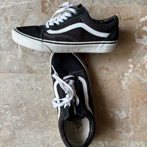 Vans Old Skool sneakers, size 42, black and white