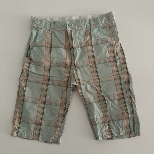 Benetton children's plaid bermuda shorts like new, size 11-12 years