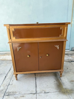 Buffet furniture like new