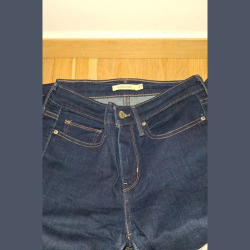 Levi's blue jeans size S like new