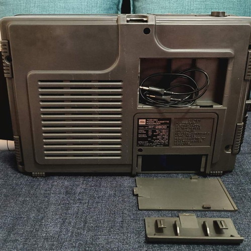 Toshiba Parabola RT-2800 portable radio cassette player used