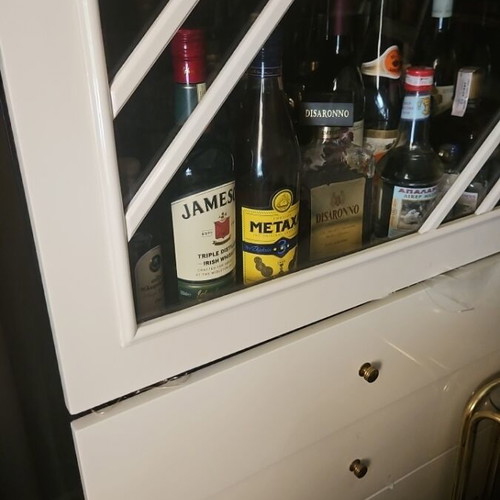 Bar furniture like new, lacquered, for room or cloakroom