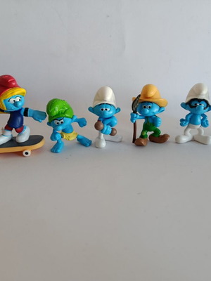 The Smurfs 7 figures pack PEYO like new