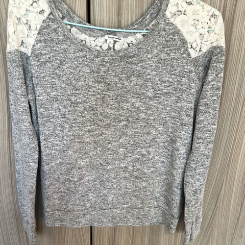 Tally Weill blouse used, lace detail, size S/M, white and gray