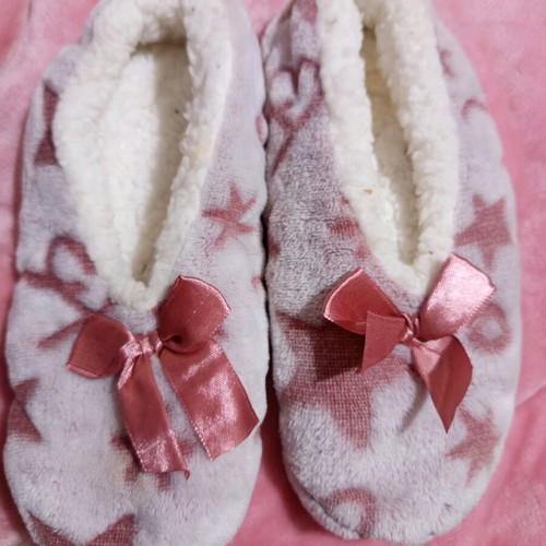 Jarseen women's fuzzy slippers size 36 pink new