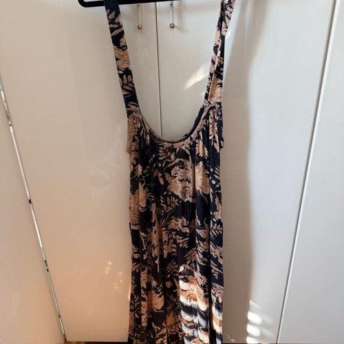 Nidodileda skirt with straps like new, gray