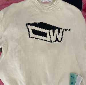 Off-White crewneck graffiti