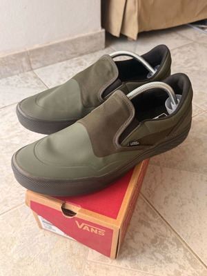 Vans Slip On Trek σαν καινούργια, μέγεθος 45, χακί