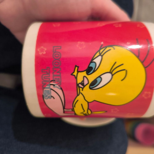 Tweety mug like new