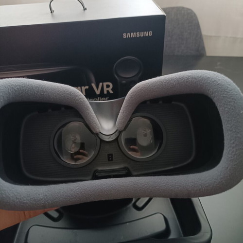 Samsung Gear VR like new