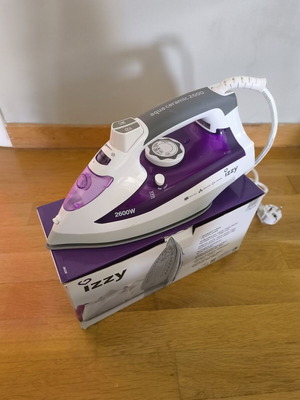 Σίδερο ατμού IZZY Aqua Ceramic 2600W σαν καινούργιο