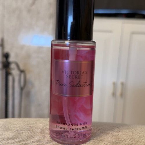 Victoria's Secret Pure Seduction fragrance mist 75 ml new