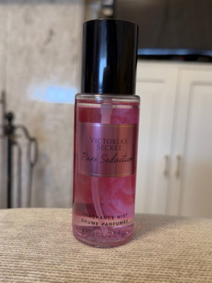 Victoria's Secret Pure Seduction fragrance mist 75 ml new