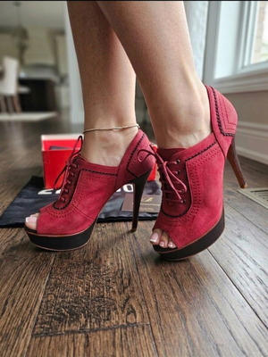 Schutz leather pumps red like new, heel height 12cm, size 38