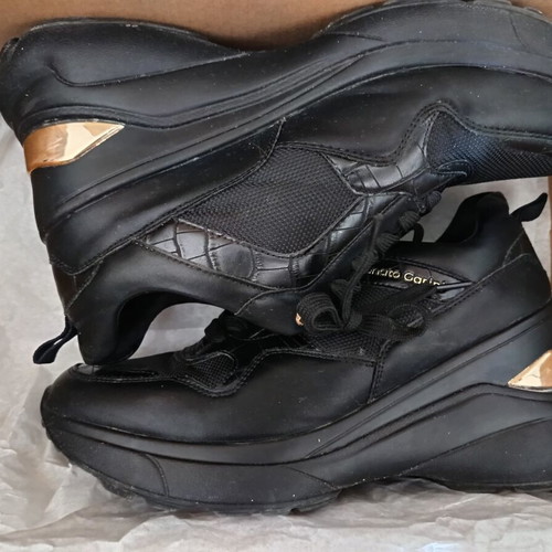 Renato Garini women's black shoes size 39 used