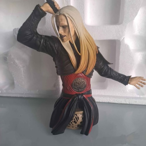Hellboy 2 The Golden Army Prince Nuada collectible mini bust limited edition