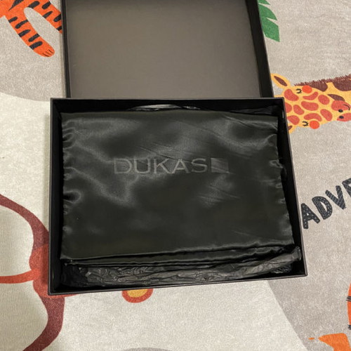 Dukas pumps like new, size 37, yellow with original box