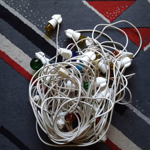 Christmas outdoor lights like new, 27 sockets, 30 meters