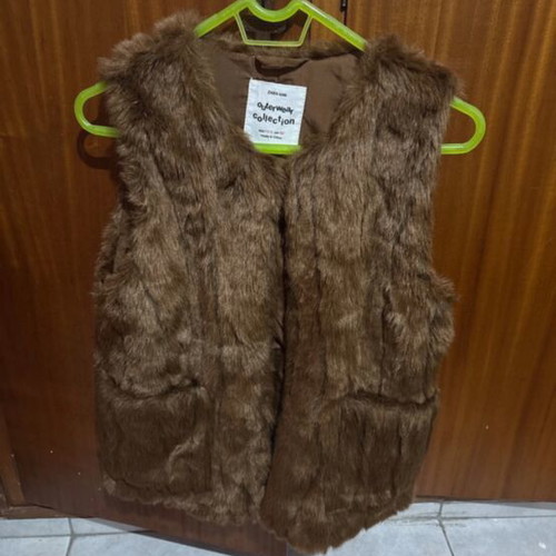 Sleeveless Fur Vest like new, brown, size 12 years (1.52m)